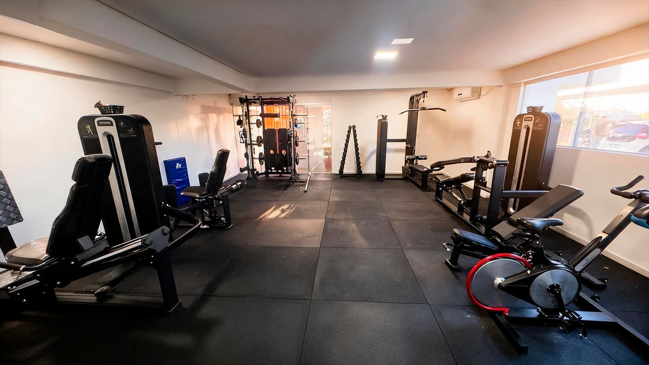 Academia de condomínio equipada pela ELEVA Fitness, depois da transformação